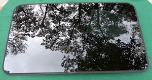 2010 - 2016 MERCEDES BENZ E350 OEM FACTORY SUNROOF GLASS 204-780-00-21; 2047800021 