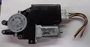 2008 - 2015 NISSAN ROGUE SUNROOF MOTOR 91295-JM01B; 91295JM01B; 91295-JM01A; 91295JM01A 