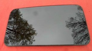 2001 SATURN L100 SUNROOF GLASS GM 90589339 
