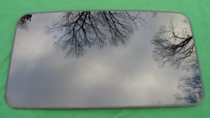 2006 INFINITI M45 SUNROOF GLASS 91210-CR900; 91210-CR015; 91210-EG010 