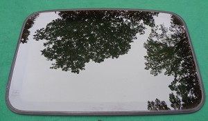 1993 HONDA CIVIC 2 DOOR EX 2 Door EX-S, 3 Door SI OEM SUNROOF GLASS 70200-SR3-003; 70200SR3003 