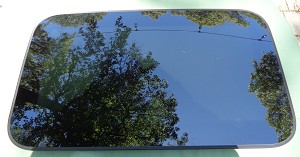 2004 - 2006 VOLKSWAGON PHAETON SUNROOF GLASS 3D5-877-071; 3D5877071 